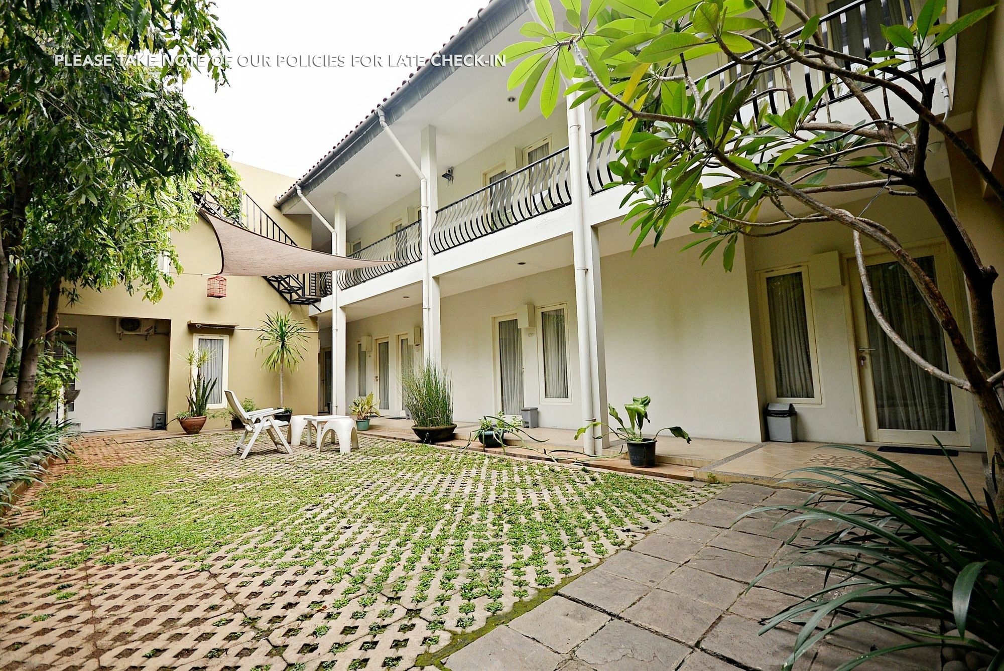 Zen Rooms Mampang Prapatan Jakarta Kültér fotó
